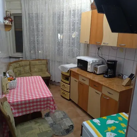 Apartmán Ferdinand, Ultracentral Constanta, 2 Camere, Max 4 Persoane Constanţa