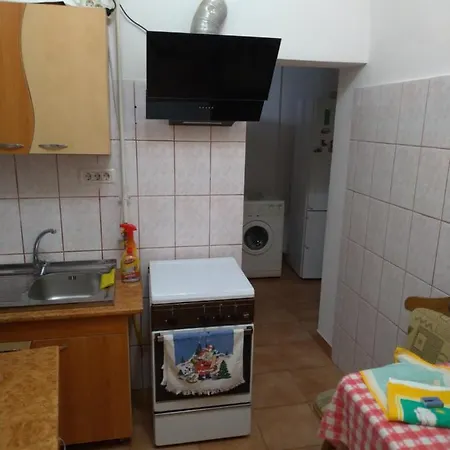 Ferdinand, Ultracentral Constanta, 2 Camere, Max 4 Persoane *