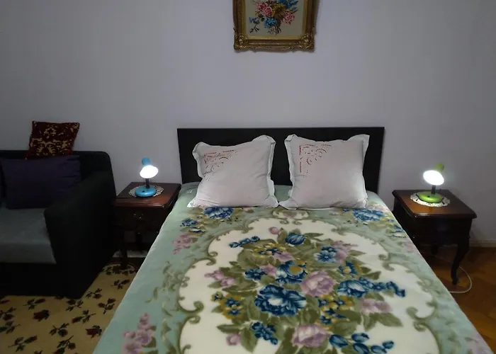 Apartment Ferdinand, Ultracentral Constanta, 2 Camere, Max 4 Persoane